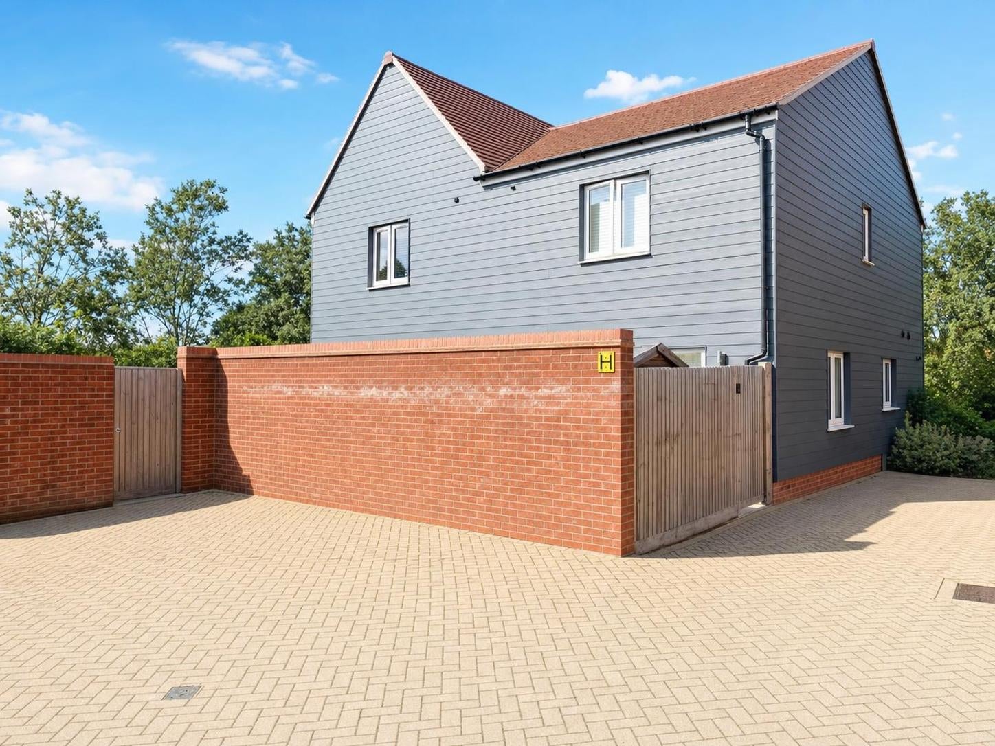 House William Bull Place in Chelmsford