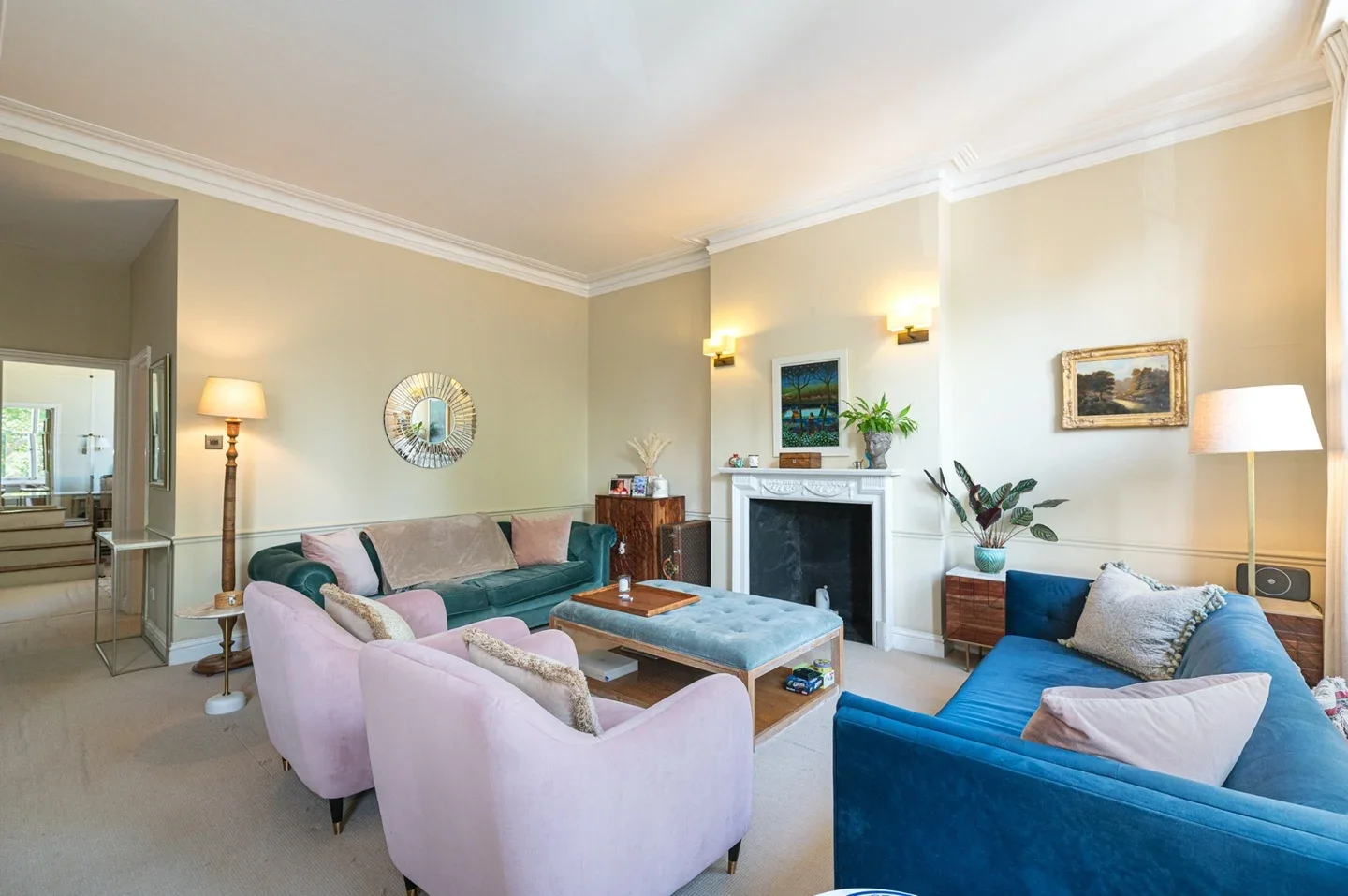 Flat Lennox Gardens in Greater London