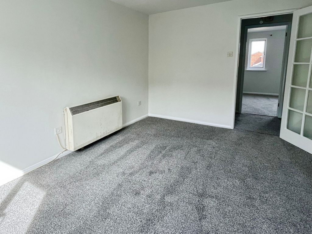 Flat Campernell Close in Brightlingsea