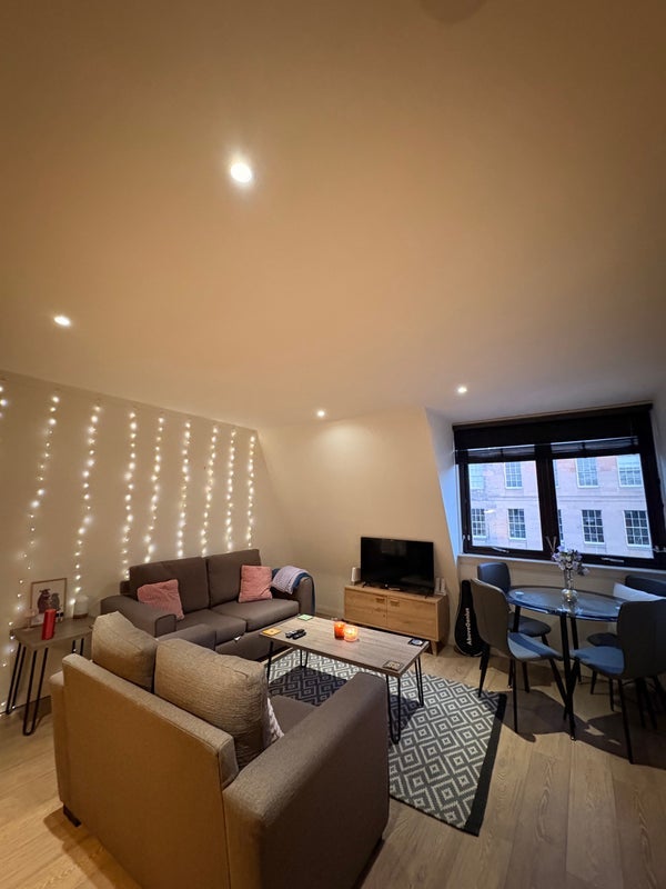 Room Henderson Place in City of Edinburgh