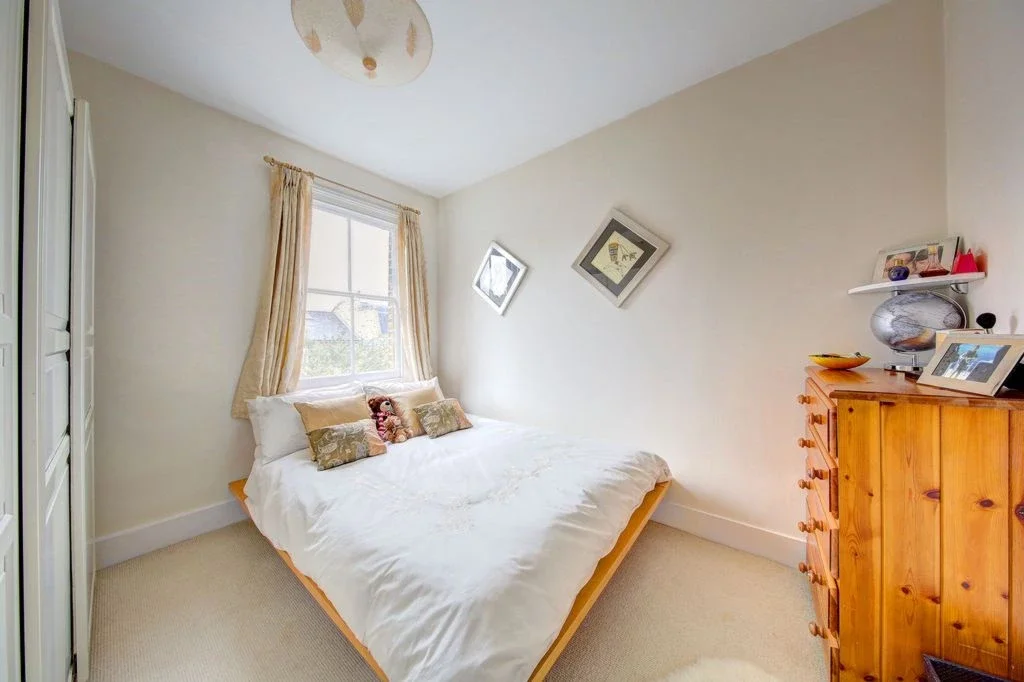 House Bramford Road in Greater London