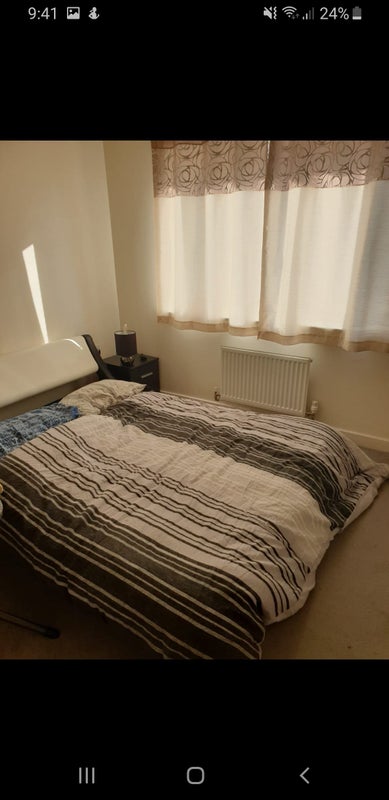 Room Magnolia Road in Leeds