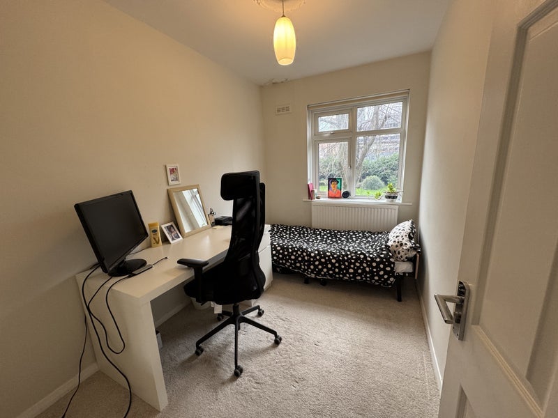 Room Pennyfields in Greater London