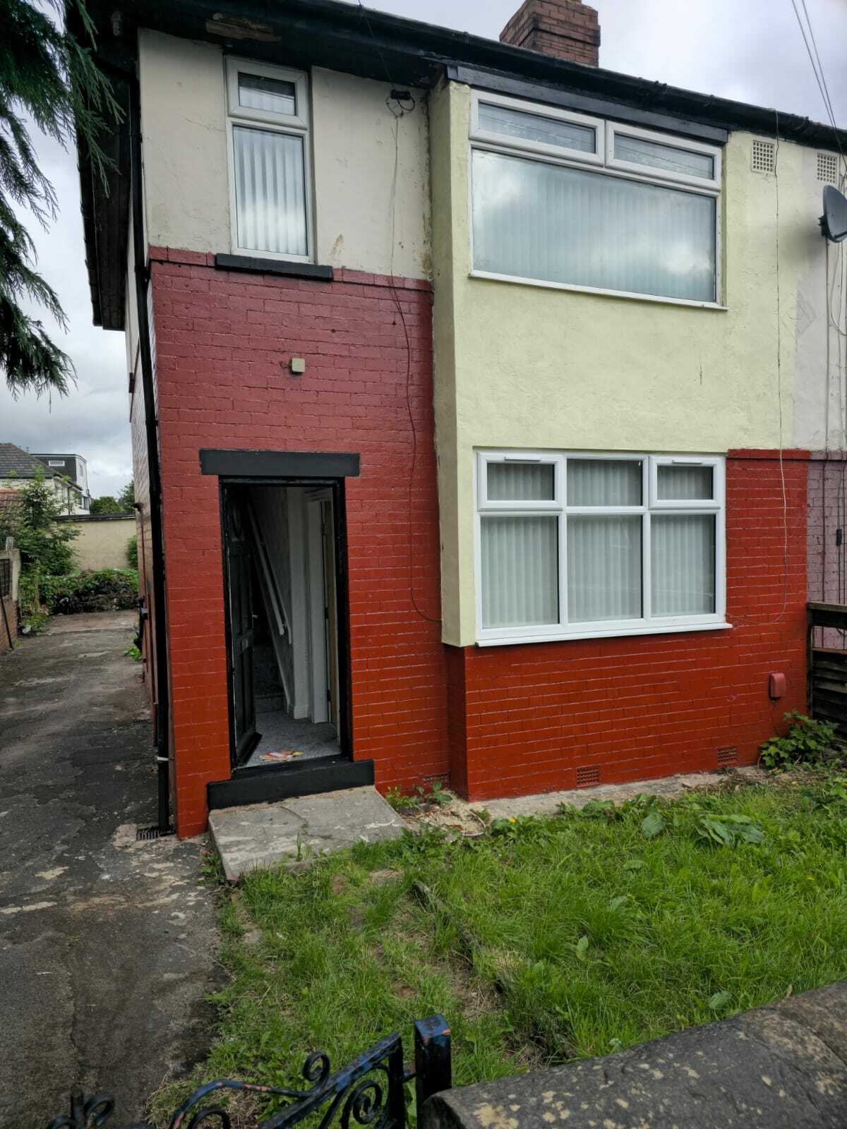 House Hall Lane in Leeds