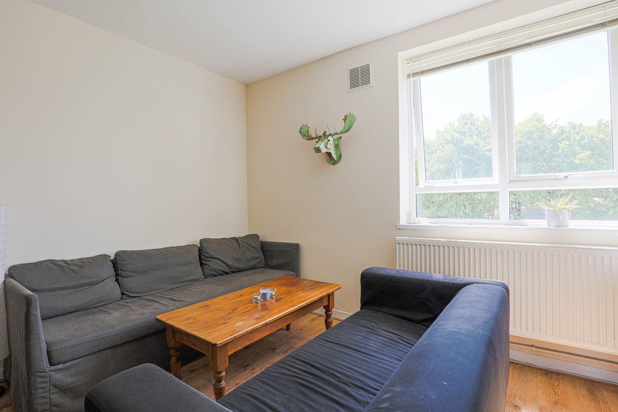 House Darling Row in Greater London