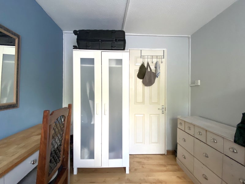 Room Aspern Grove in Greater London