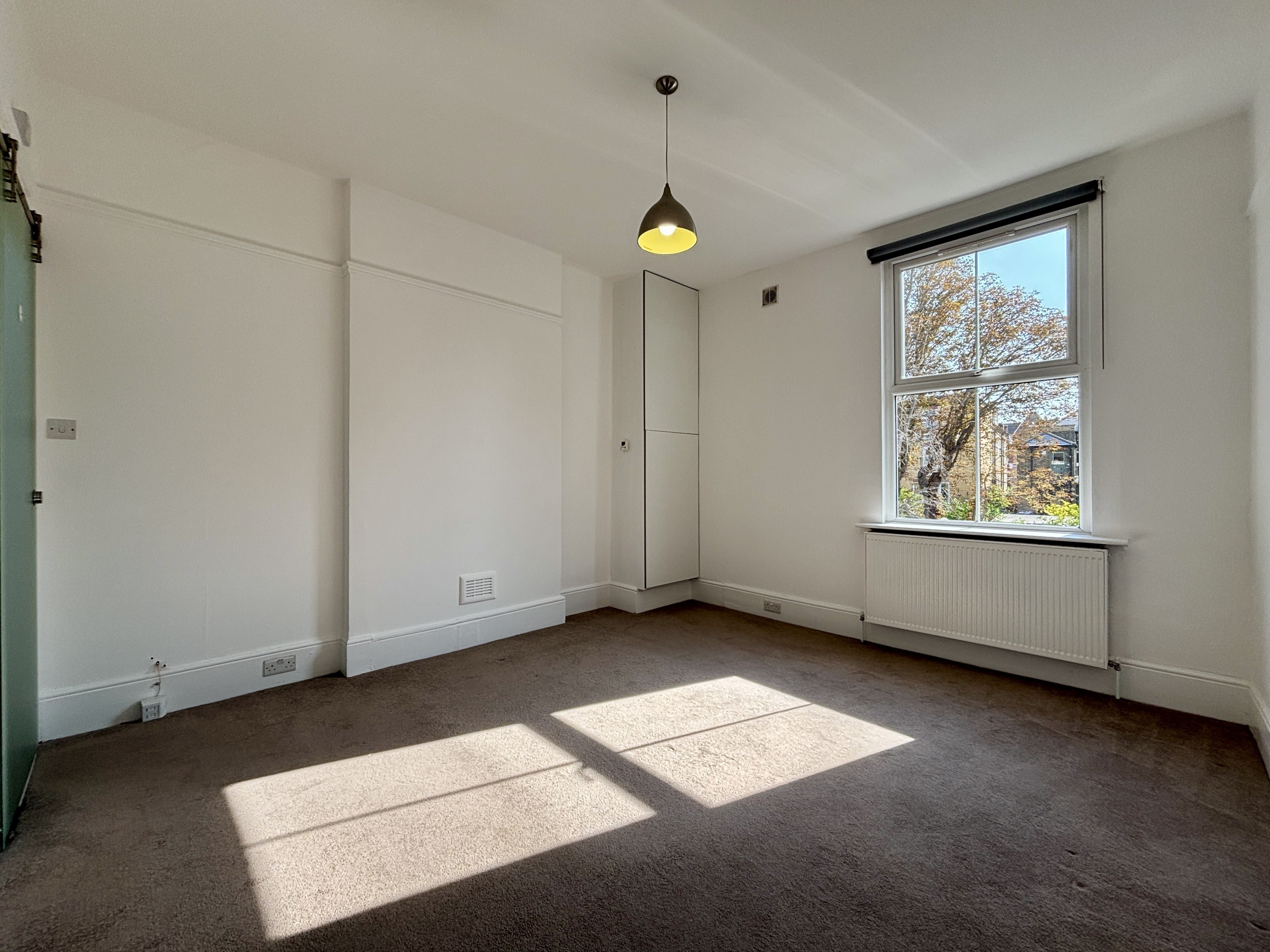 Flat Bromley Road in Greater London