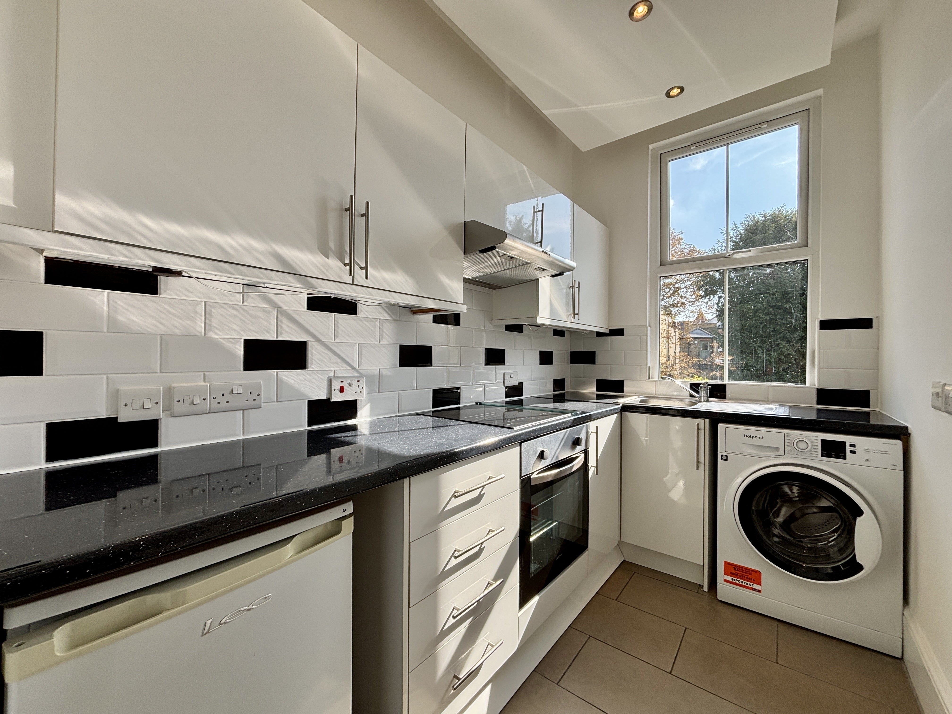 Flat Bromley Road in Greater London