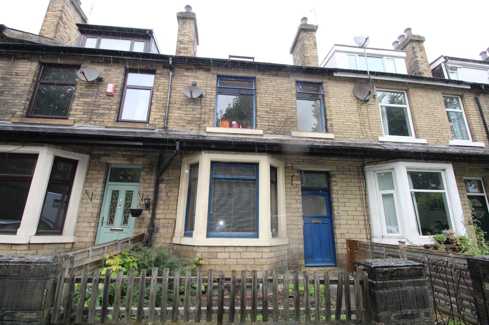 House Carr Lane in Bradford