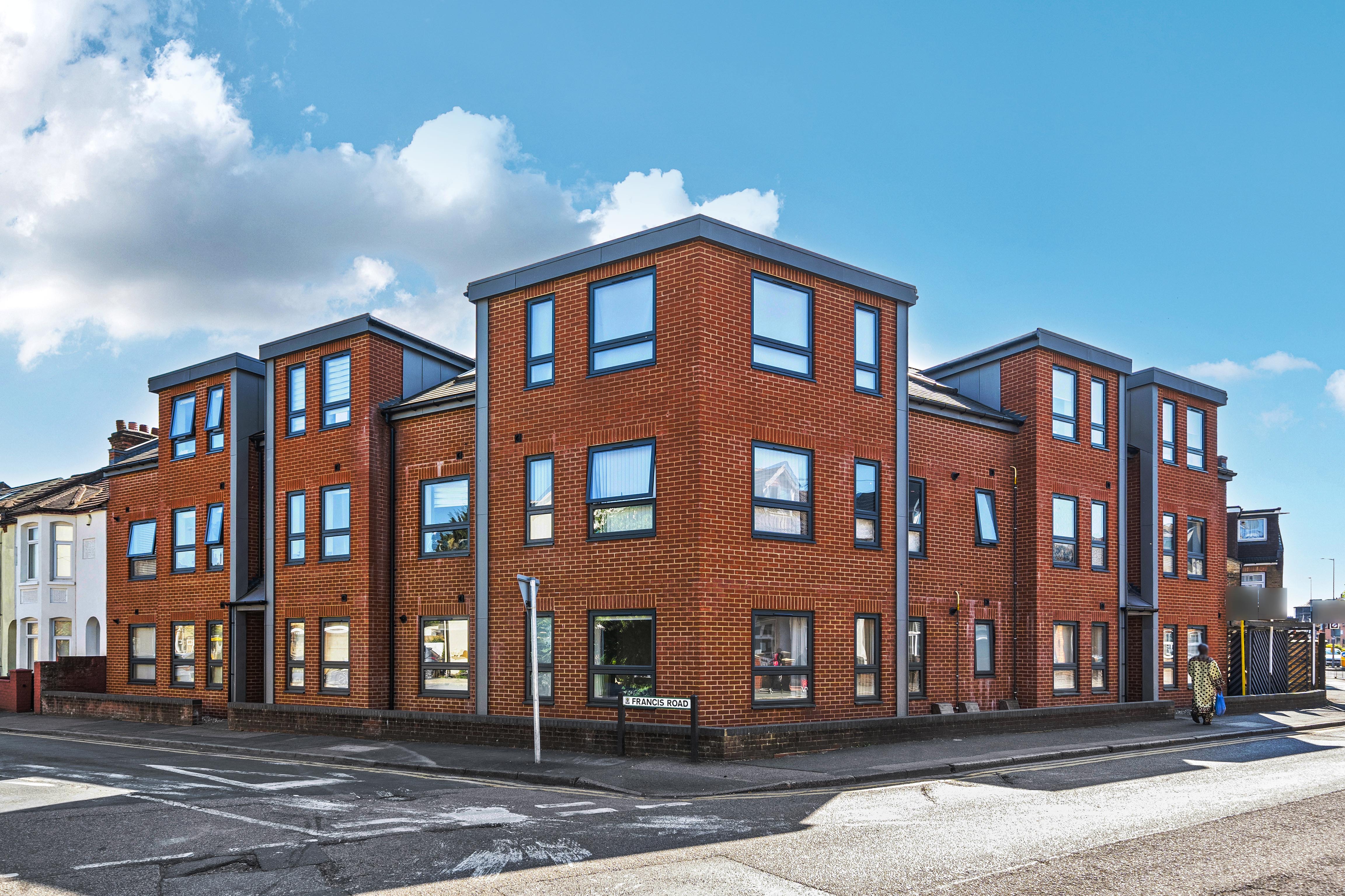 Flat Marlborough Road in Watford
