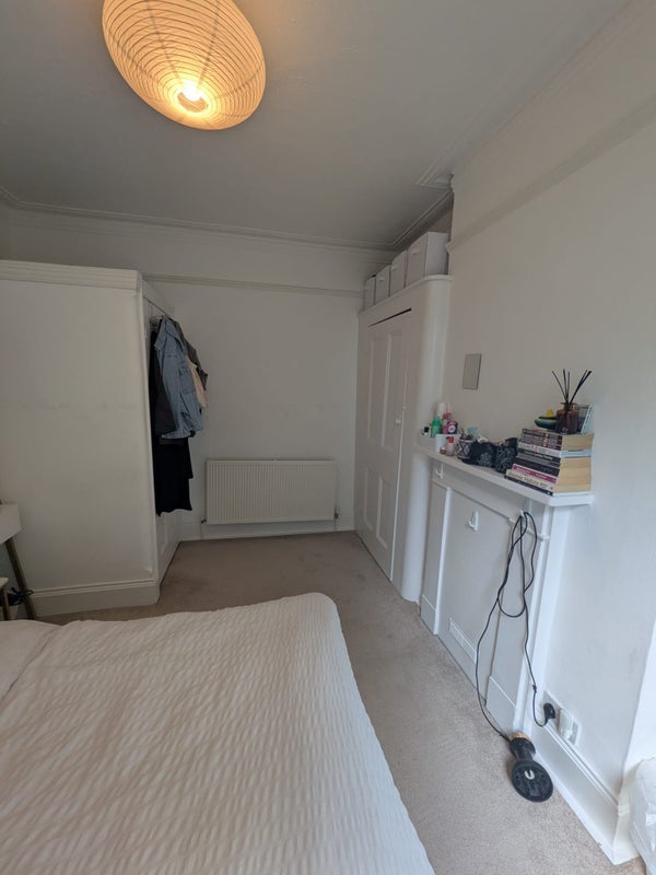 Room Breakspears Road in Greater London