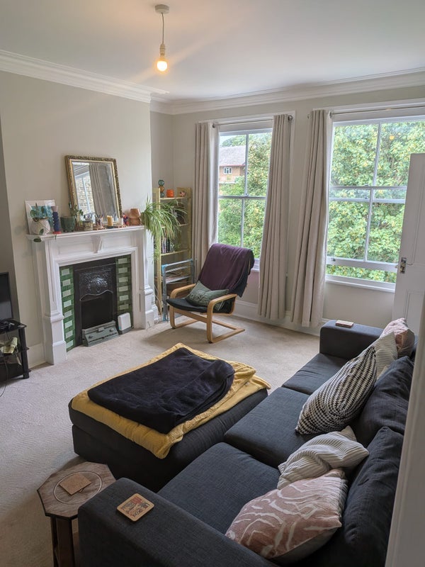 Room Breakspears Road in Greater London
