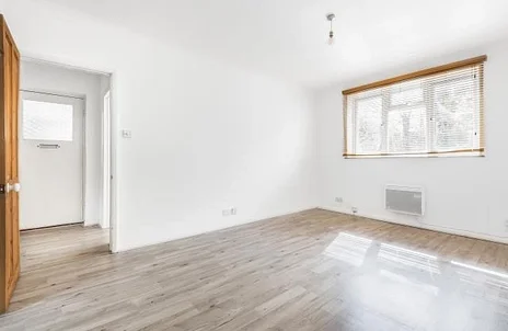 Flat Millway Close in Oxford