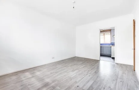 Flat Millway Close in Oxford
