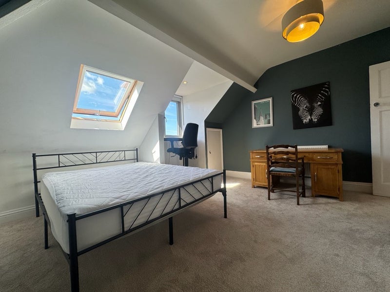 Room Goldney Avenue in Bristol
