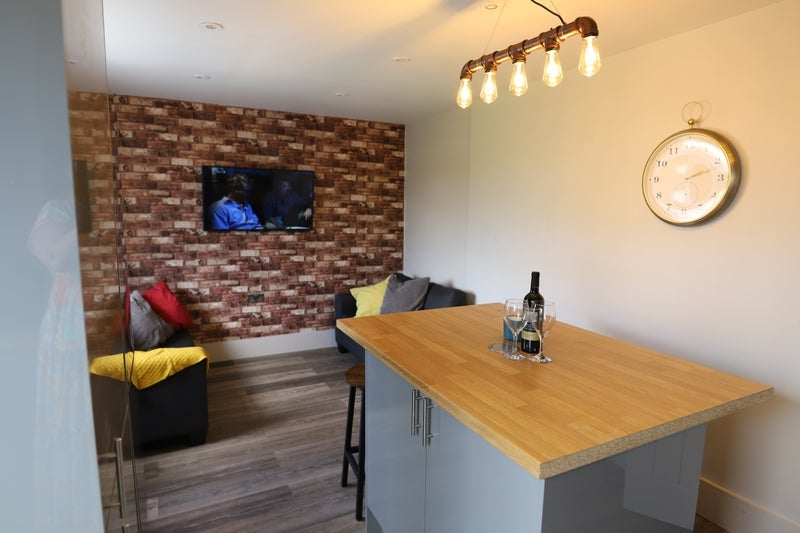 Room Easterside Road in Middlesbrough