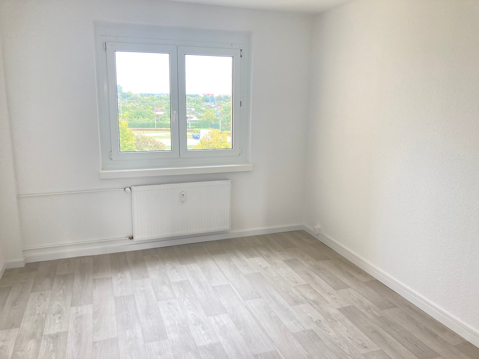 Wohnung Birkholzer Weg in Magdeburg
