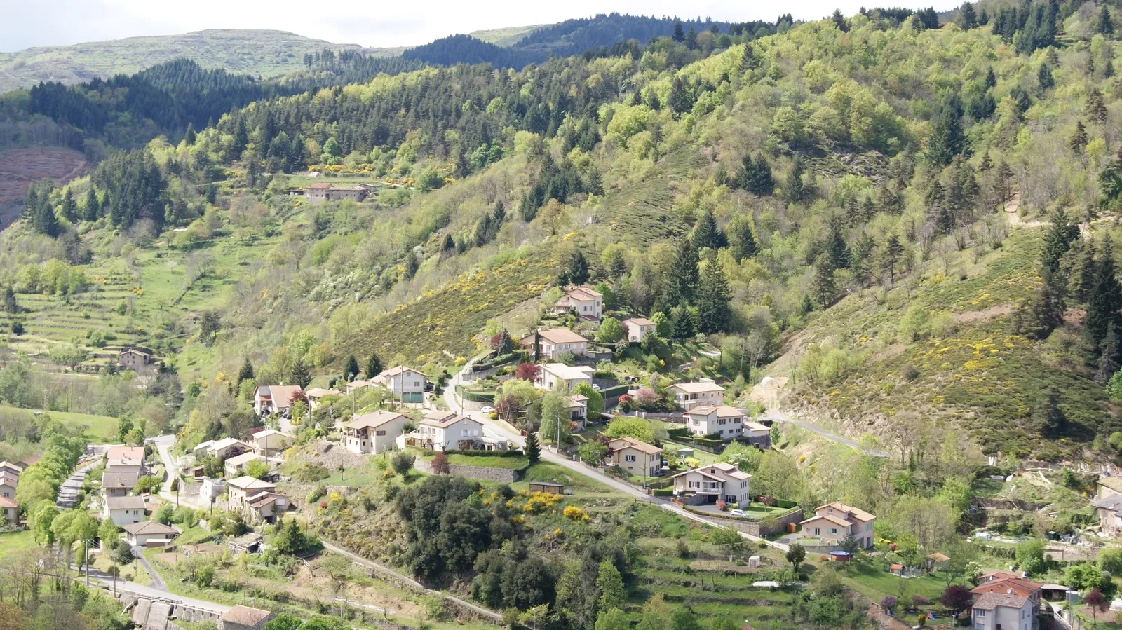 Room Route de Vals-les-Bains in Accons