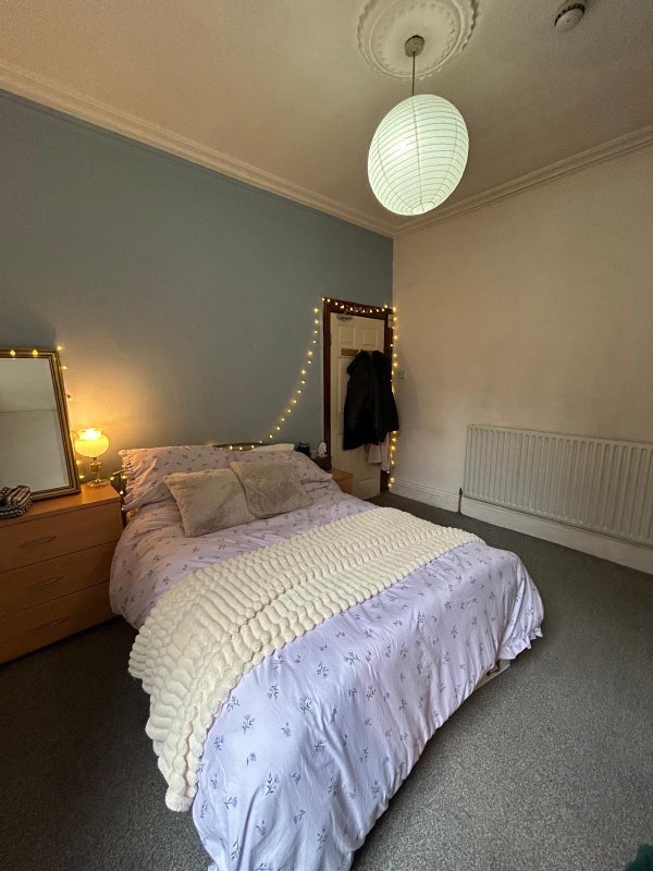Room Keppel Road in Manchester