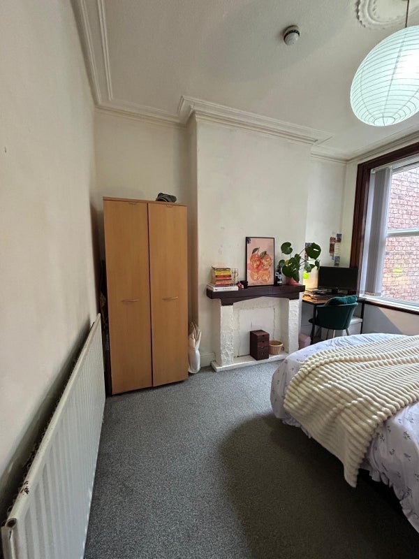 Room Keppel Road in Manchester