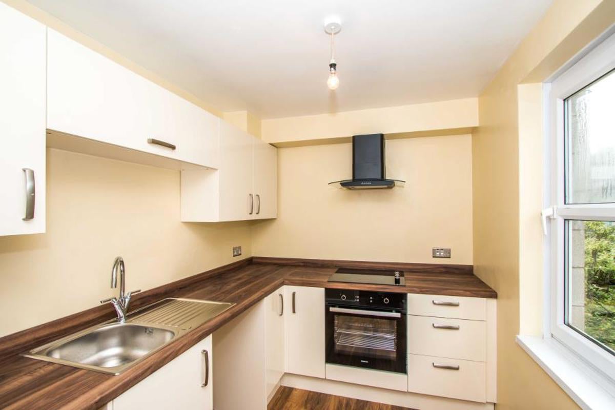 Flat Montague Hill South in Bristol