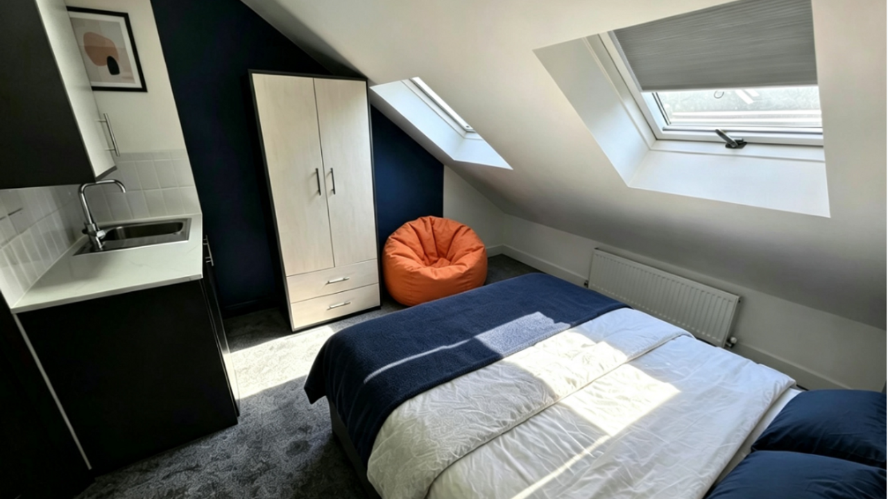 Room Hitchin Road in Luton