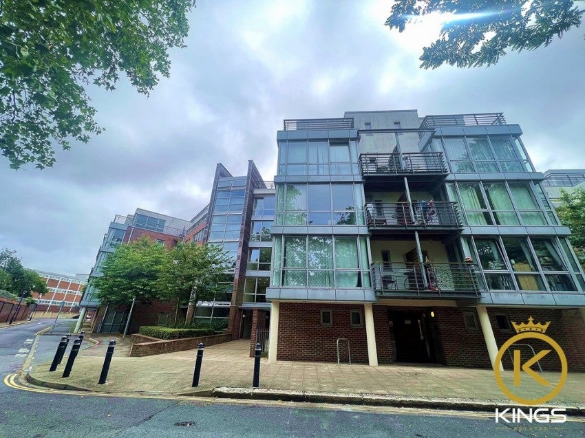 Flat Southampton Row in Portsmouth