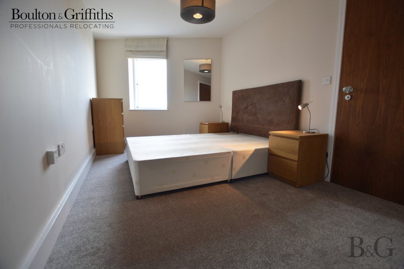 Room Bute Place in Cardiff