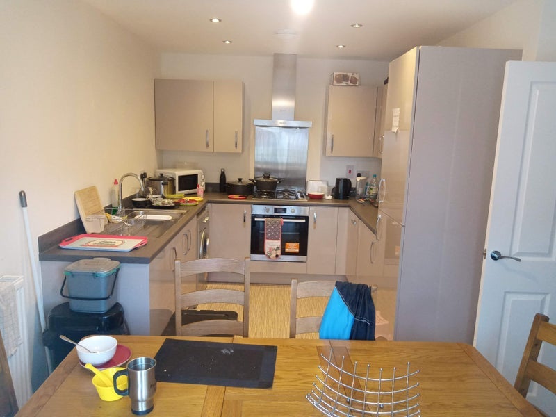 Room Wilmot Drive in Newcastle-under-Lyme