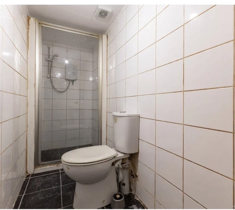 Flat Hamilton Crescent in Greater London