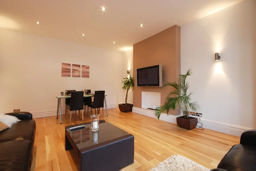 Flat Finchley Road in Greater London