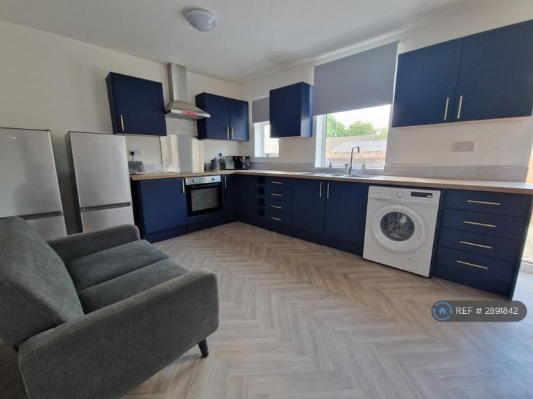 Room Surrey Street in St Helens