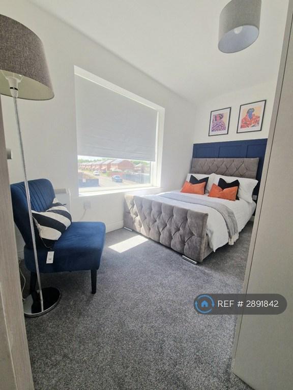 Room Surrey Street in St Helens