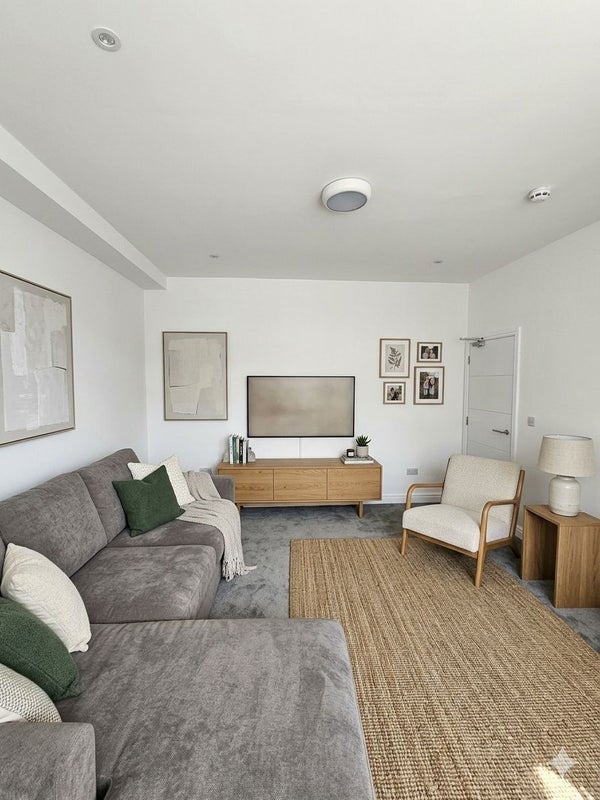 Room A412 in Slough