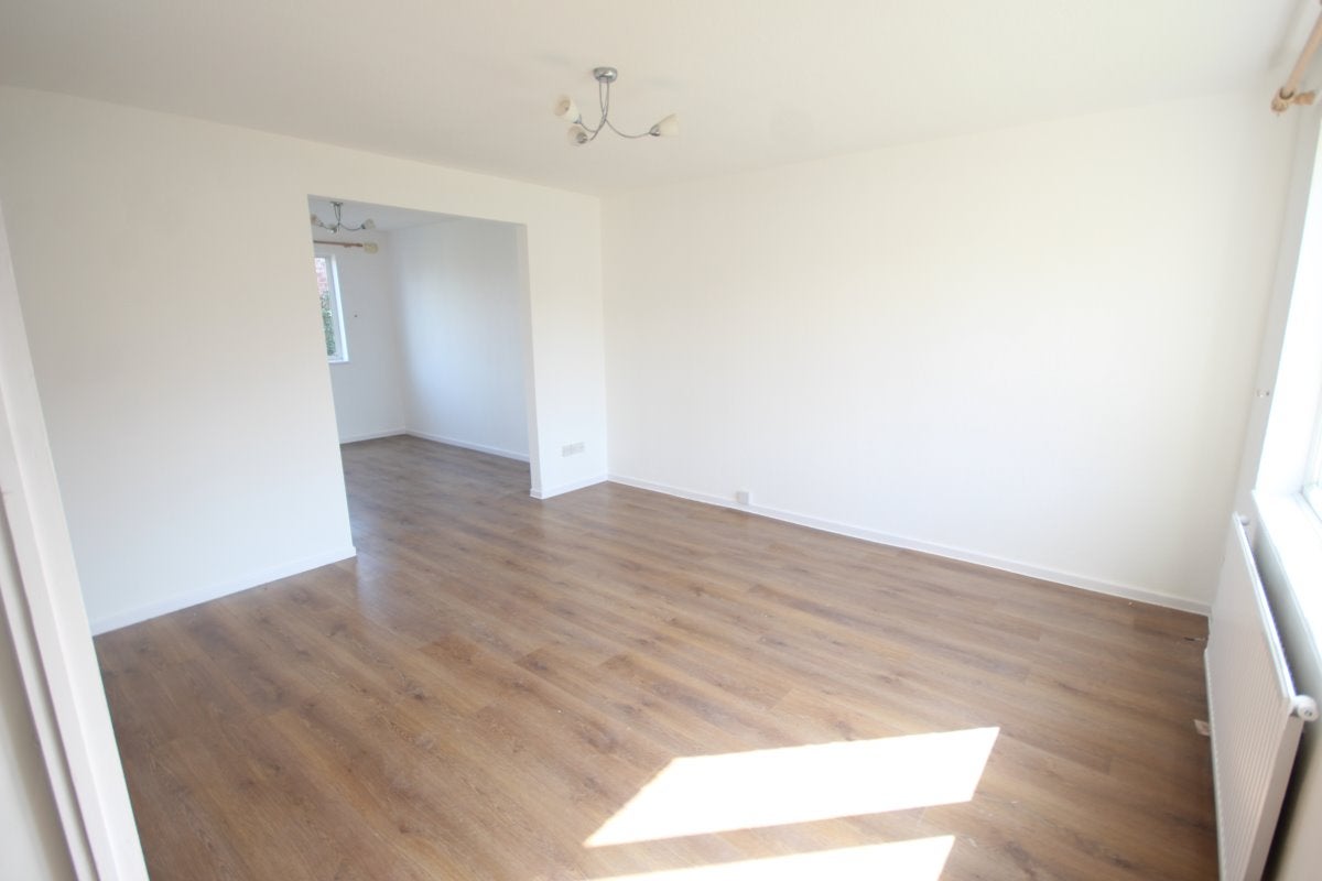 Flat Columbine Close in Huntington