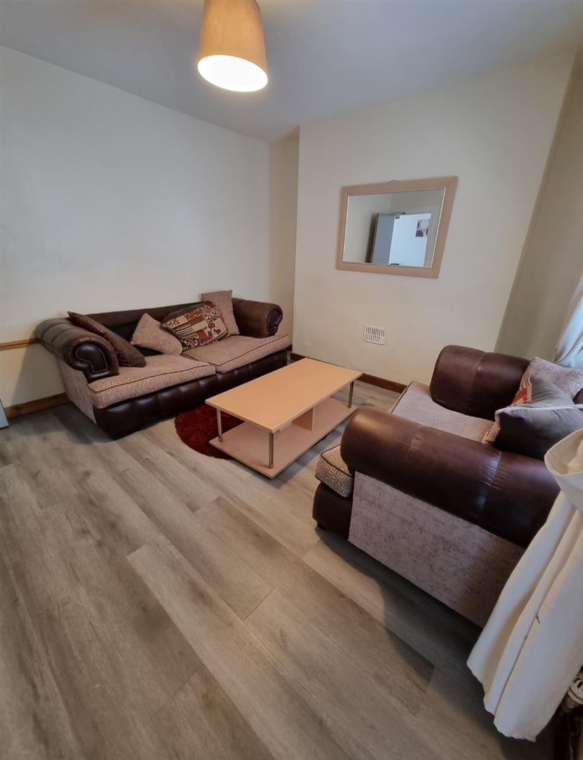 Flat Wood Road in Pontypridd