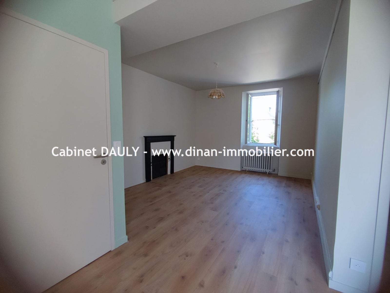 Appartement Place du Champ Clos à Dinan