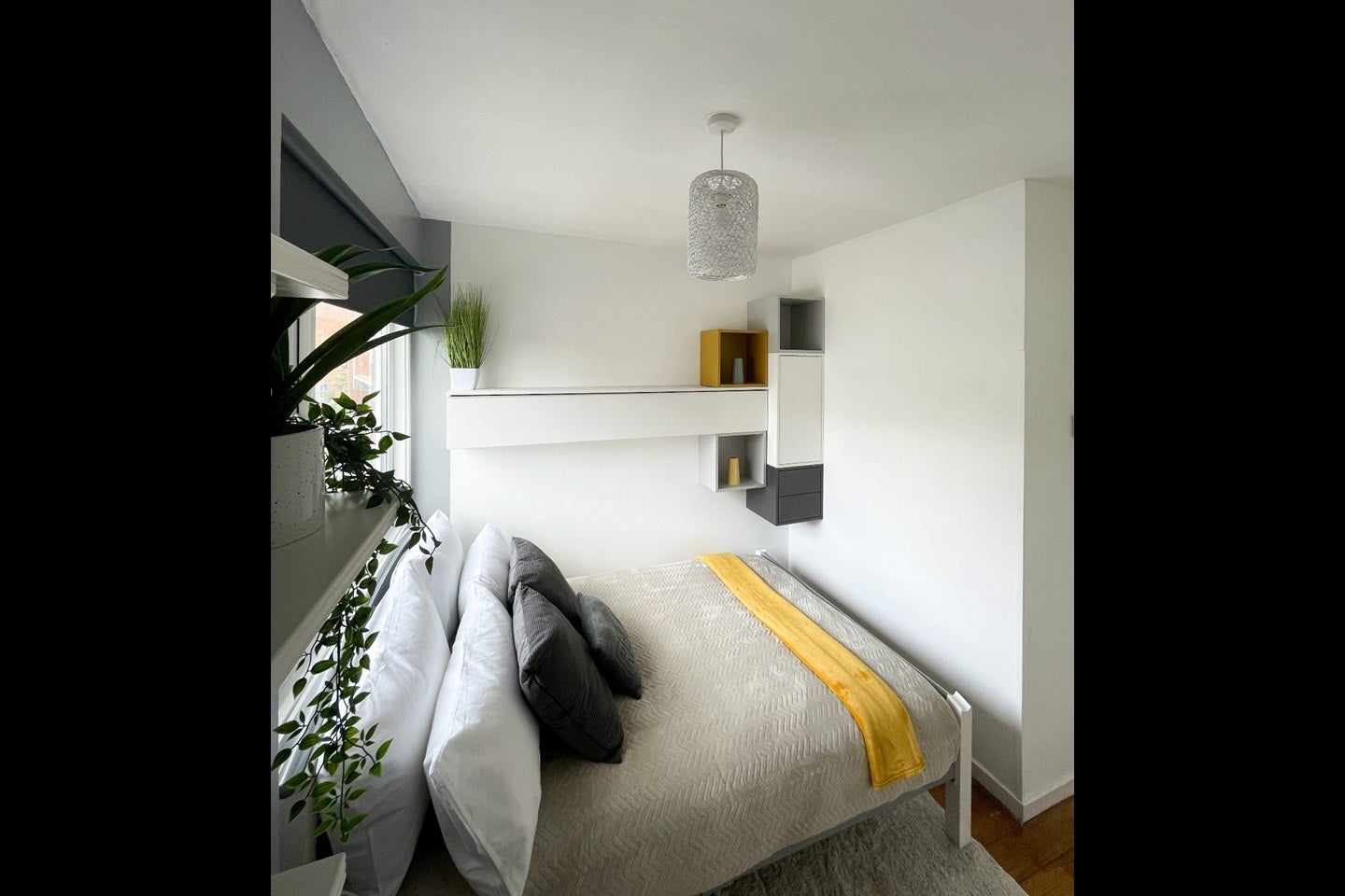Room Petersfield Rise in Greater London