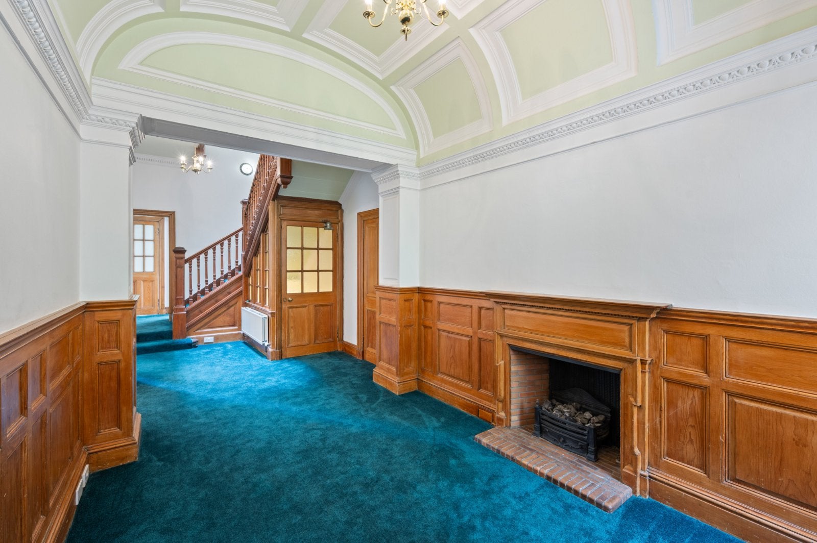 Flat Grosvenor Gardens in City of Edinburgh