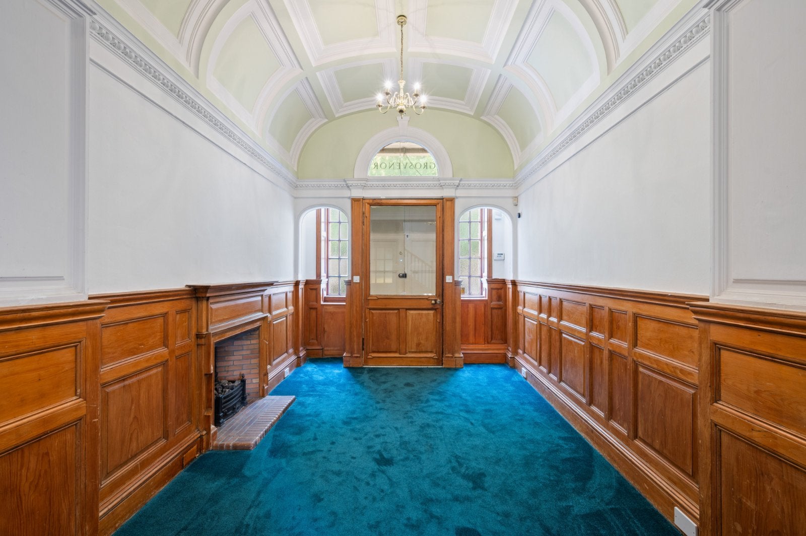 Flat Grosvenor Gardens in City of Edinburgh