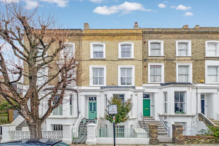 Flat Brussels Road in Greater London