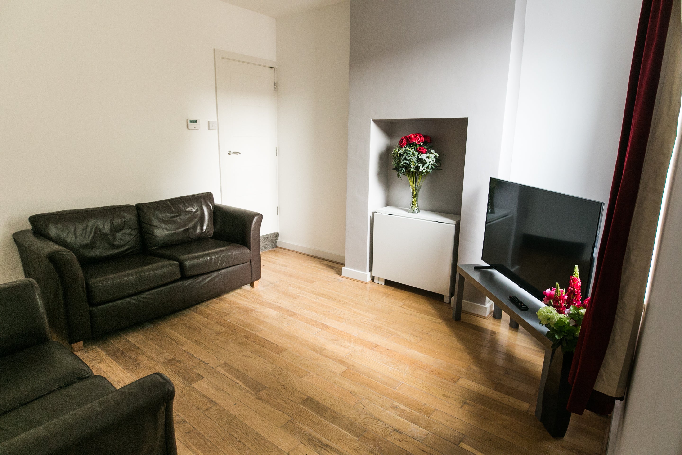 Flat Mostyn Road in Birmingham