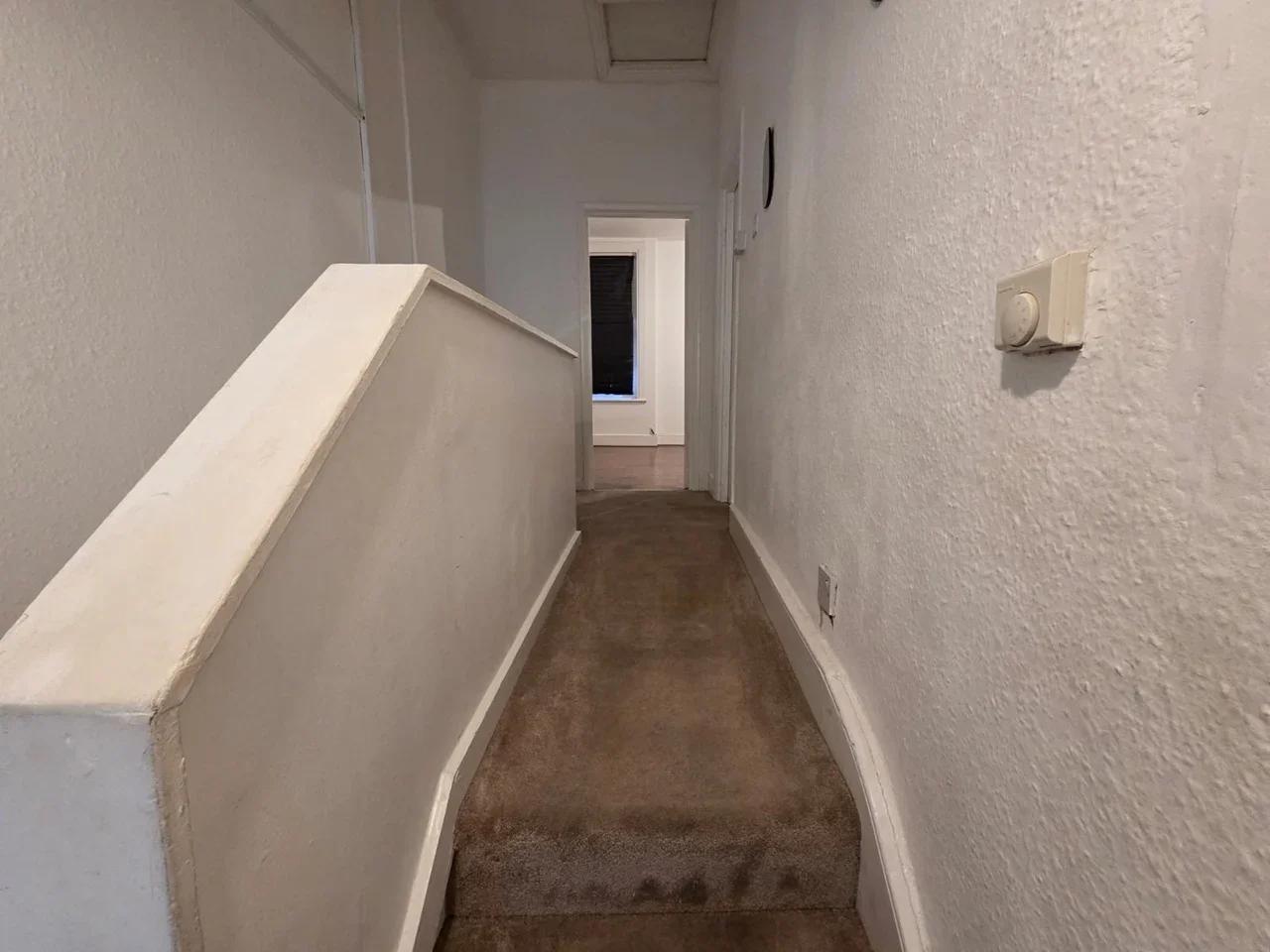 Flat Goodall Road in Greater London
