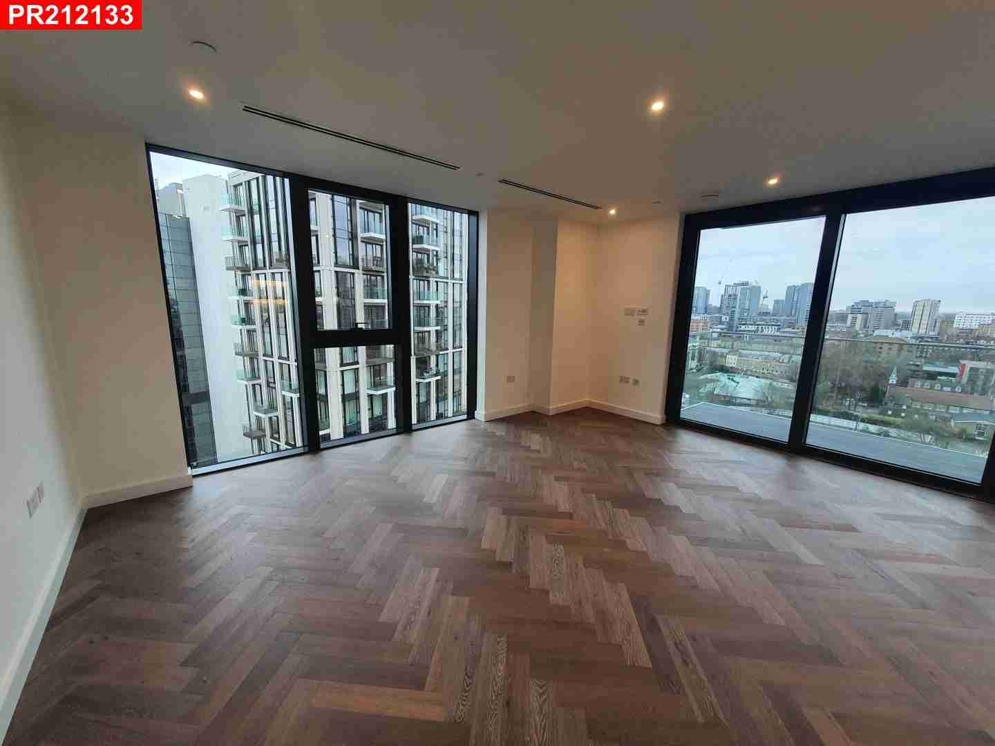 House Waterside Promenade in Greater London