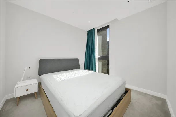 Flat Macclesfield Road in Greater London