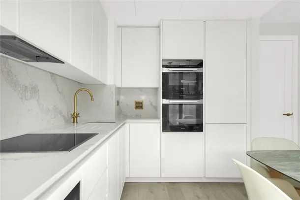 Flat Macclesfield Road in Greater London
