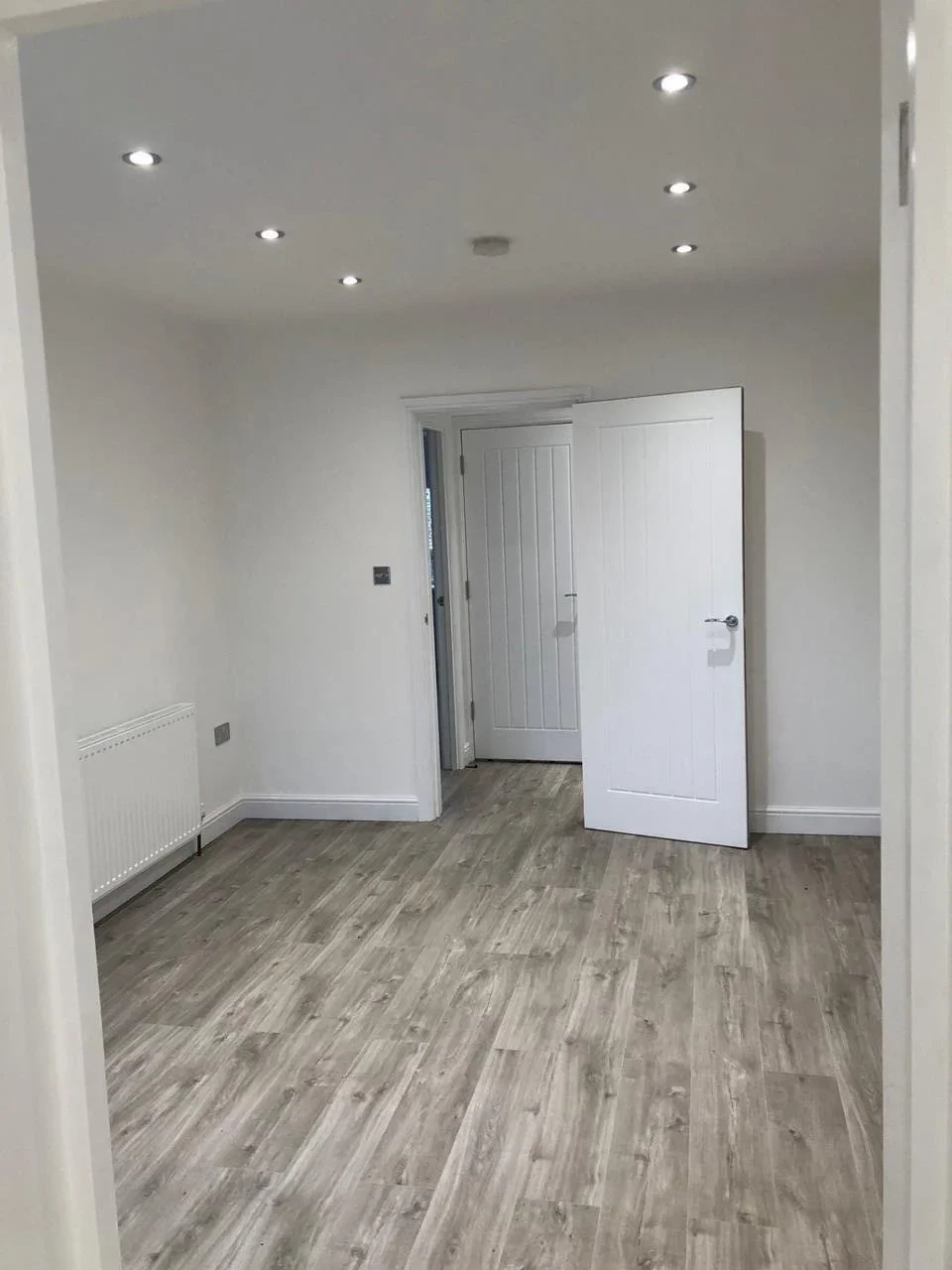 Flat Beechwood Avenue in Greater London