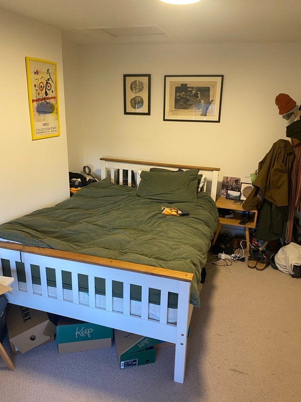 Room Kingsdown Road in Greater London