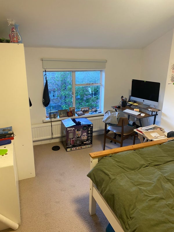Room Kingsdown Road in Greater London