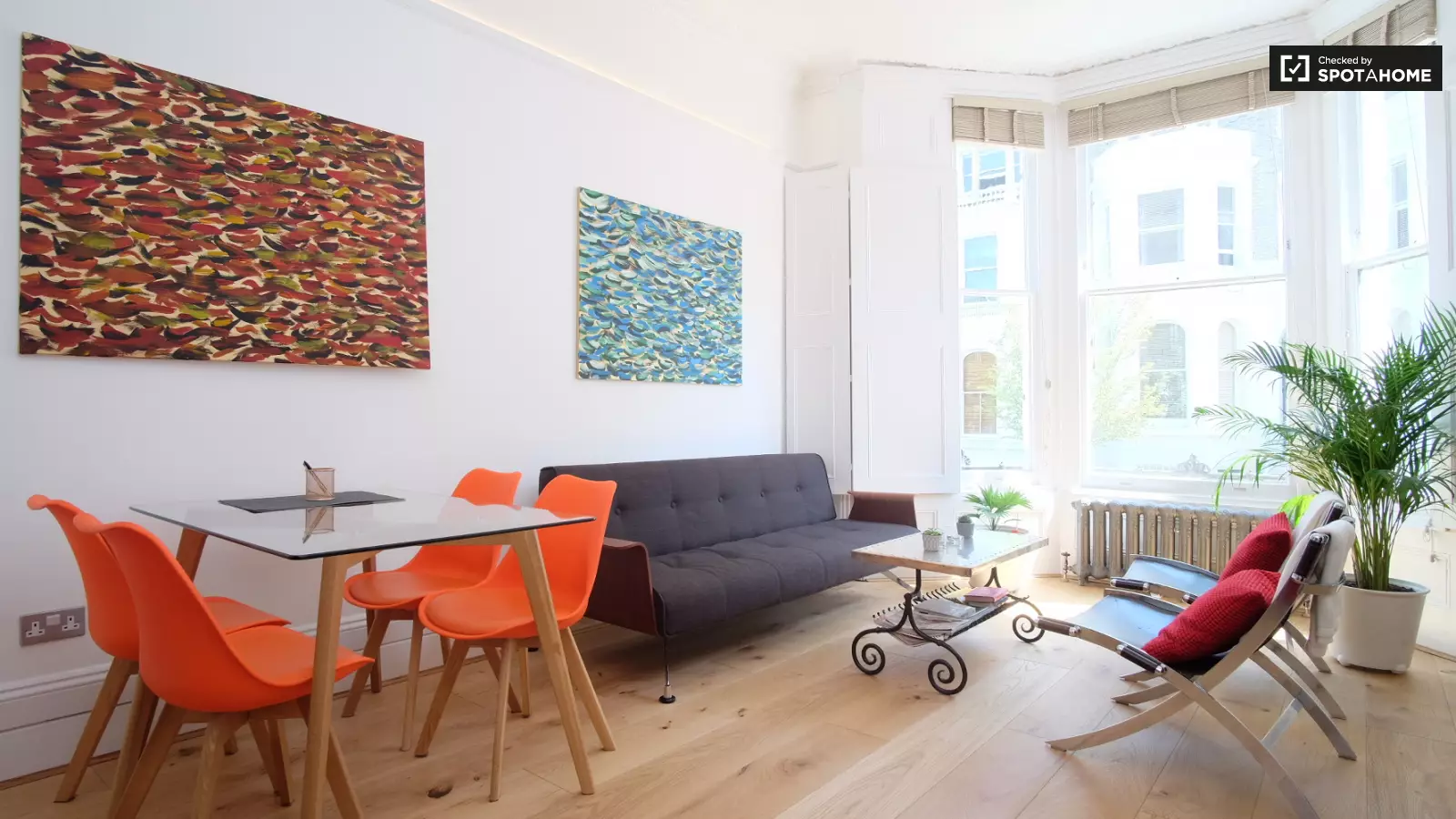Flat Hillsleigh Road in Greater London